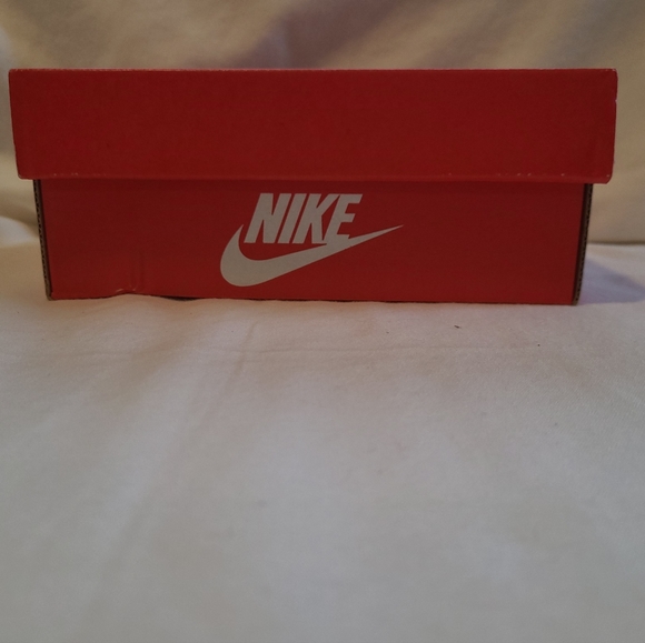 NIKE Blazer Mid '77 SE2 (TD) SIZE 5c - Picture 3 of 16